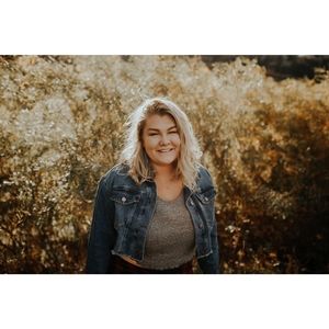 Meet your Posher, Sidnee